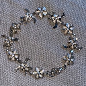 Sterling silver turtle bracelet